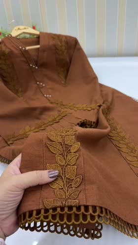 Rs 4500 Aneelas unstitched shirt trouser with complete laces [Dispatch date 4th April ]