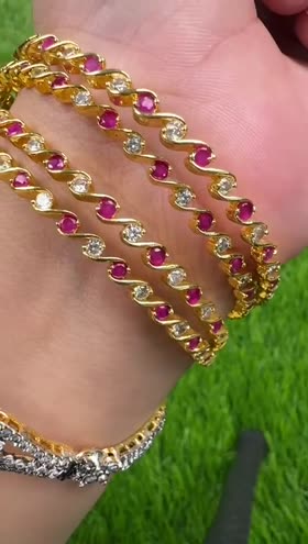 Rs 2950 Bangles Set ~ 2.4