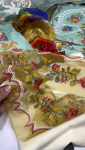 Rs 10500 Esmel by Mushq  Emb 3pc [ELINE] [Retail 17450]