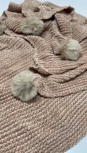 Rs 1950 Imported wool scarf