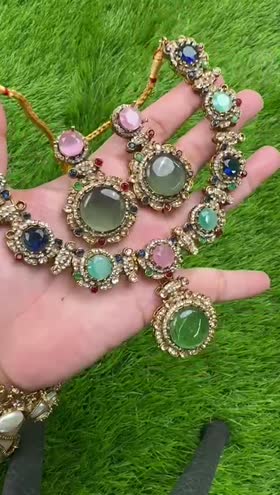 Rs 5500 Luxury Choker Set